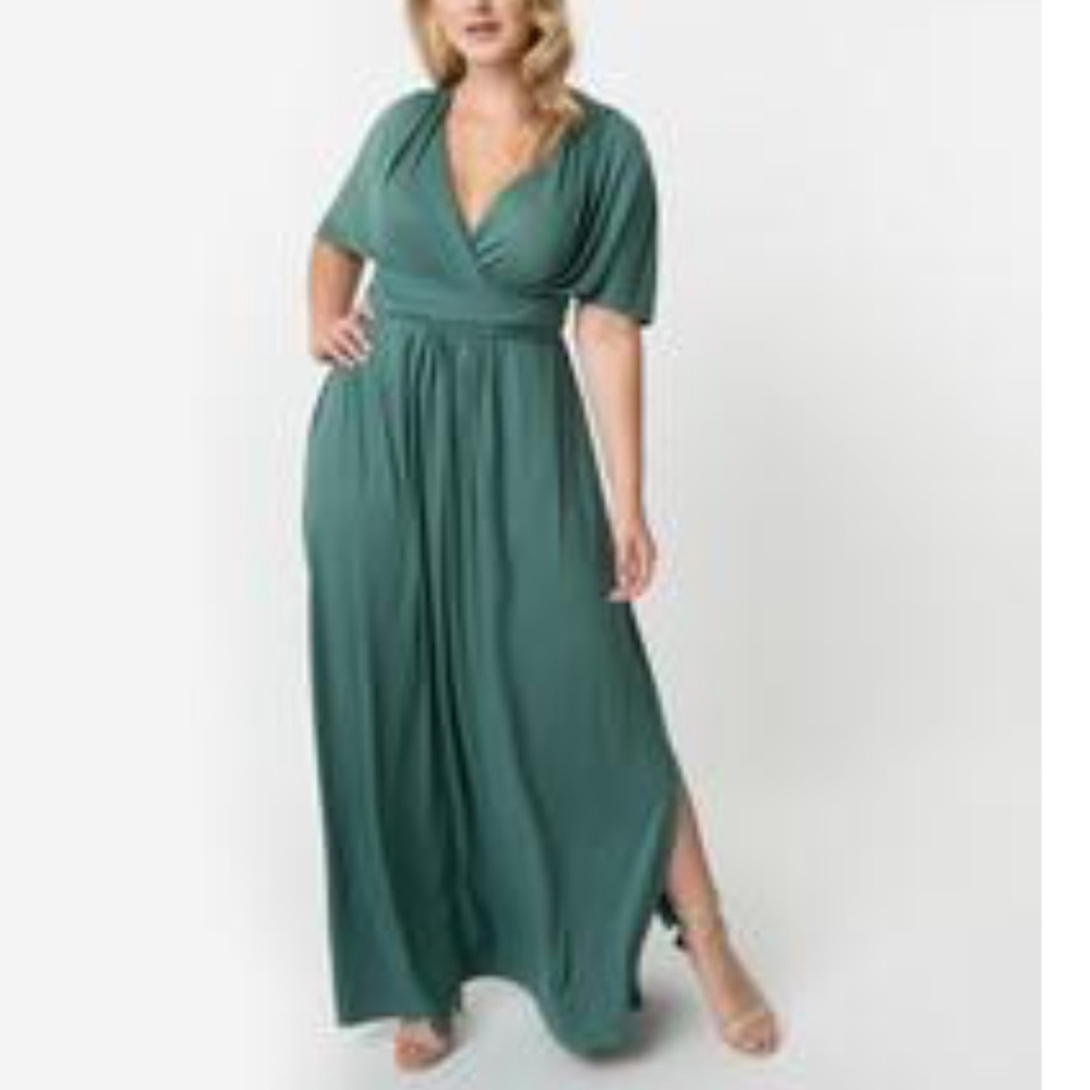 Plus Size Vintage Style Matcha Green Maxi Dress